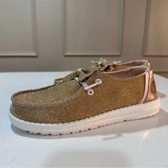 NWOT Hey Dude Wendy Sparkle Bow Shoes - Size 7 - Picture 6 of 12